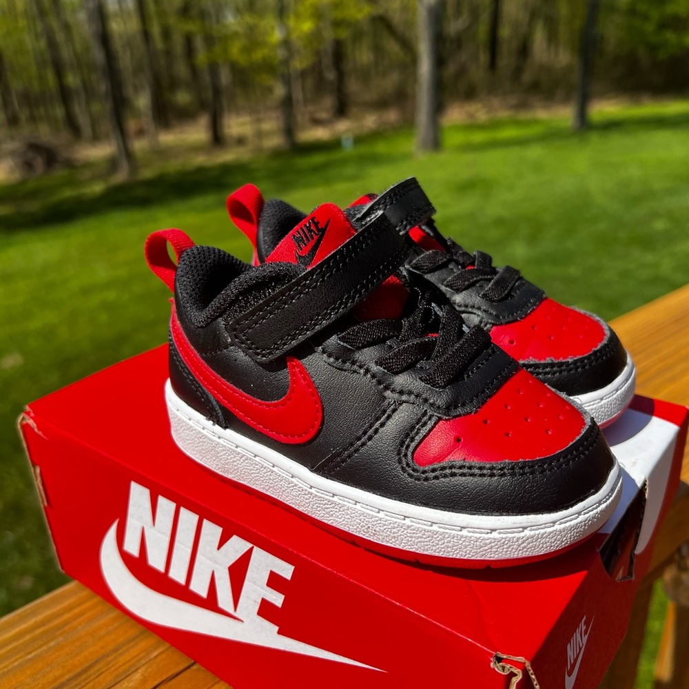 Nike Court Borough Low 2 size 6c
